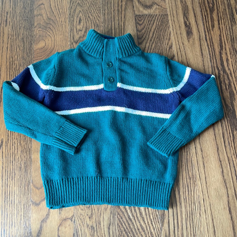Great condition boys sweater size Small (6/7)